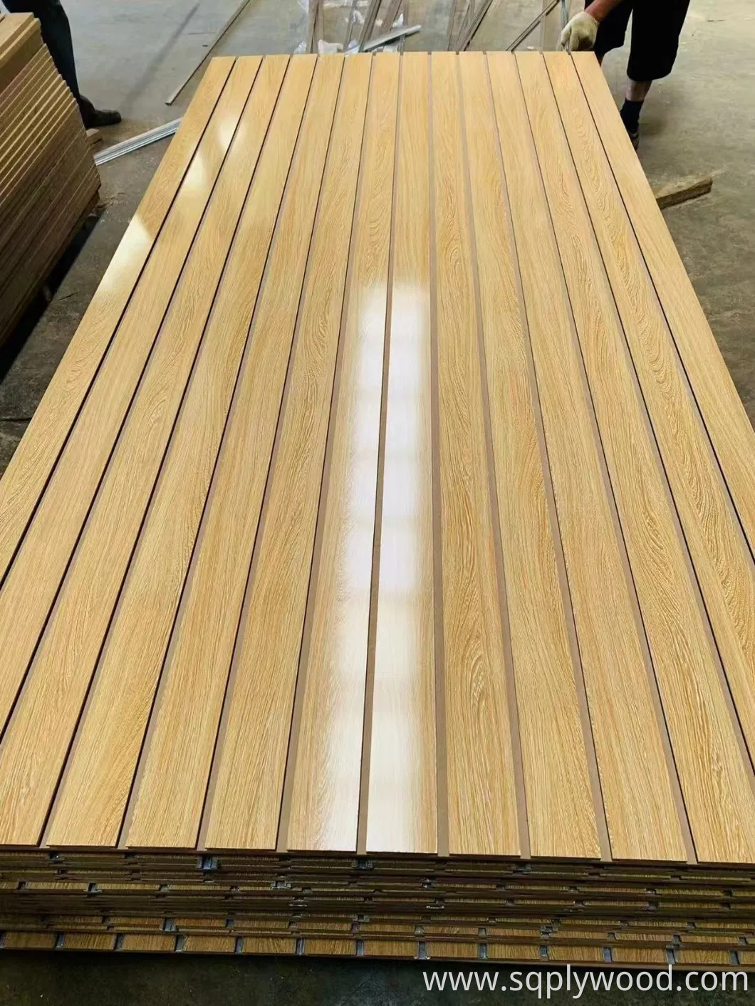 1830*2440 /1220*2440*12mm /15mm /18mm Melamine Faced MDF Board / Slot MDF / Raw MDF Board